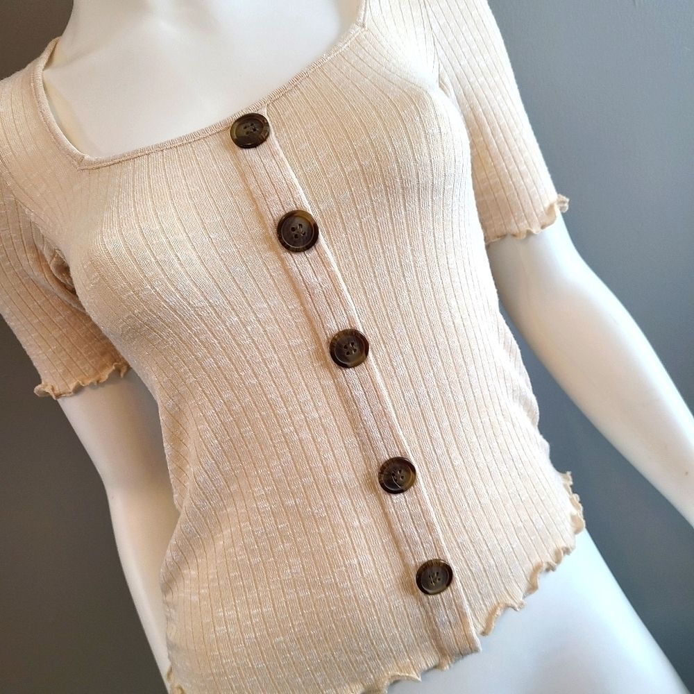 Rewind Ribbed Top with faux Buttons Women’s sz Small NEW TAGS - Picture 8 of 10